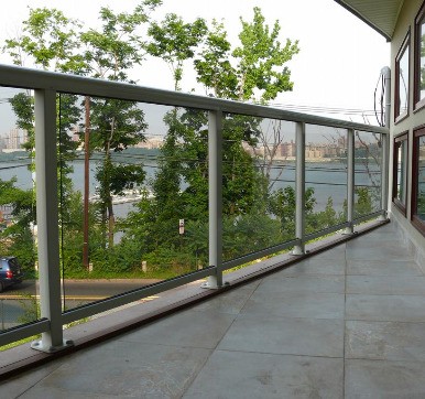 31 House Railing Designs for Balcony & Staircase in India ...